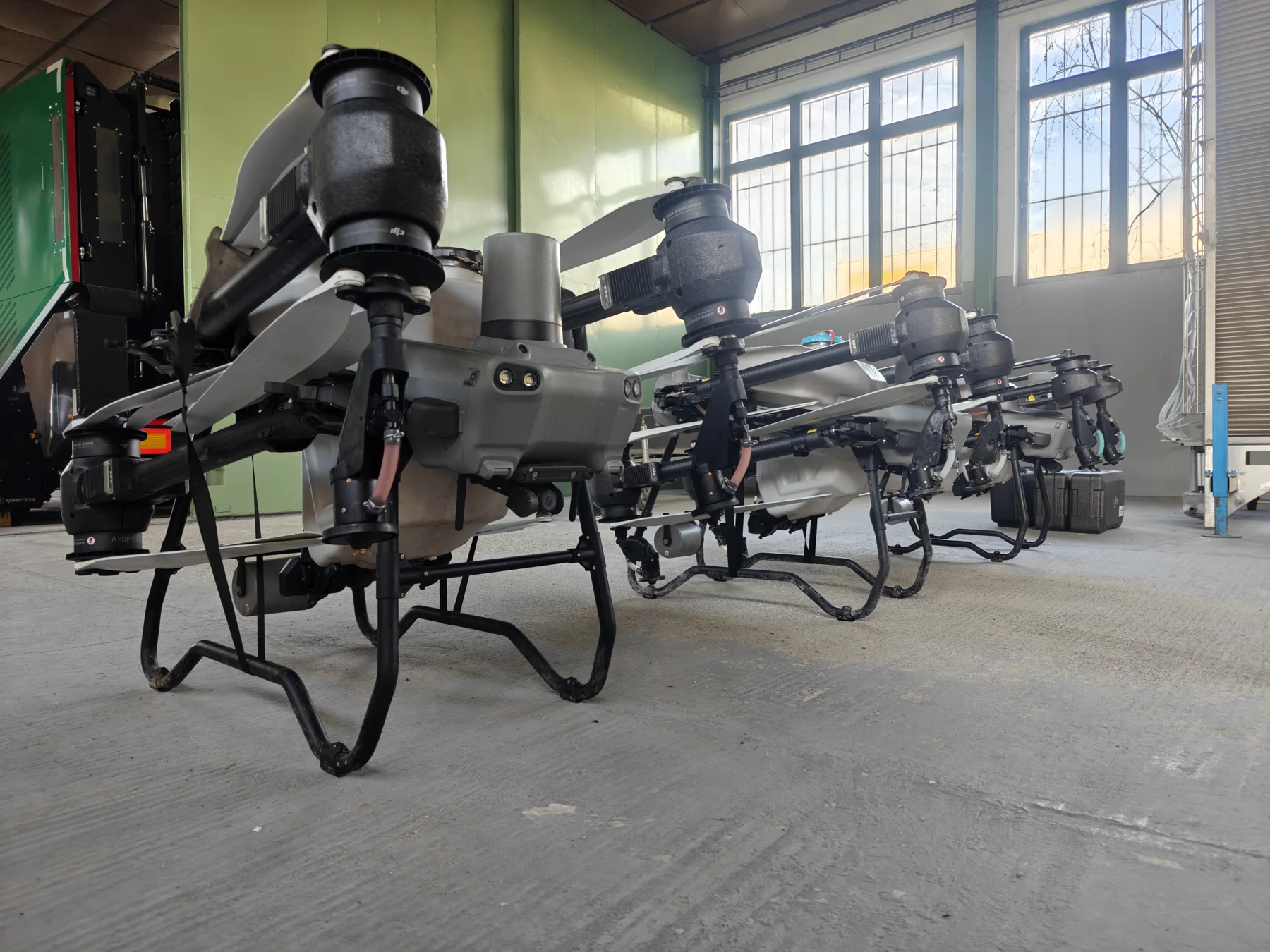 Flotila poľnohospodárskych dronov Ramex drone